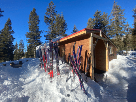 Yurt Ski Adventure4 Large